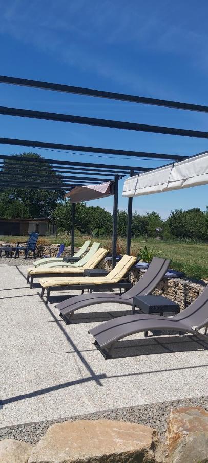 Sharecroppers Cottage With Swimming Pool Pagéas Kültér fotó